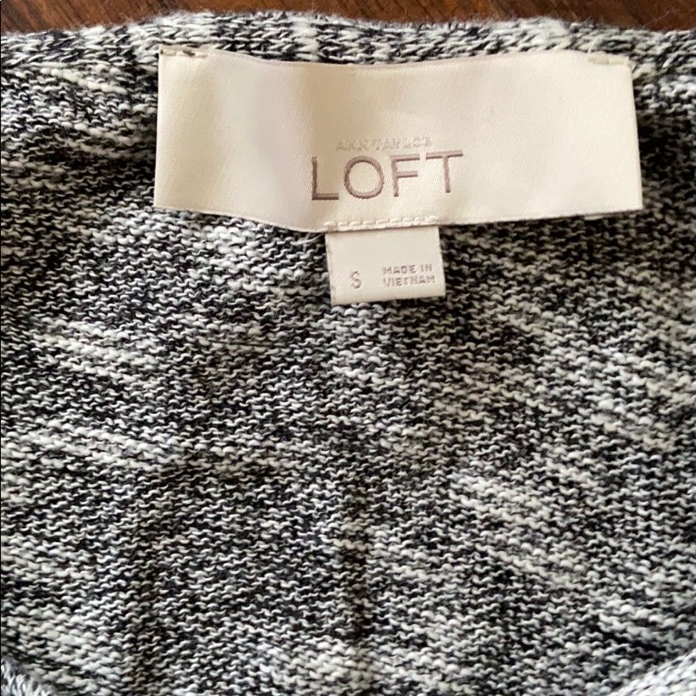 Loft light weight sweater - size S - Picture 3 of 6